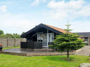 Cosy Holiday Home in Otterup with Roofed Terrace in Otterup